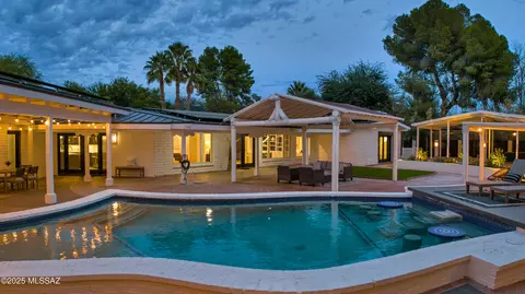6126 E San Leandro Dr, Tucson, AZ 85715