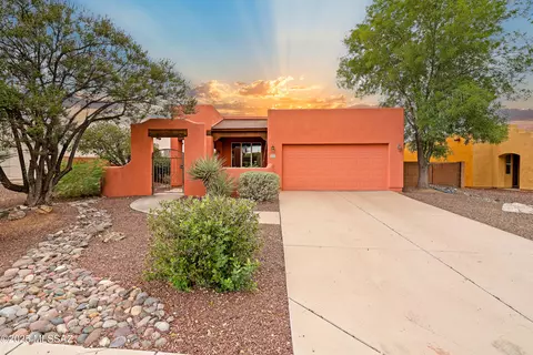 332 Via Bella Donna, Rio Rico, AZ 85648