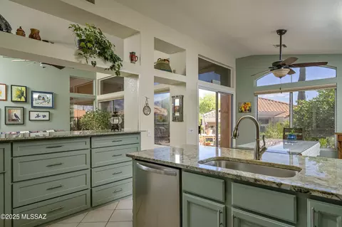 2246 E Amaranth St, Oro Valley, AZ 85755