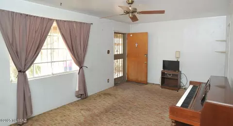 Living - 5665 E 25th St, Tucson, AZ 85711 photo 1 of 2