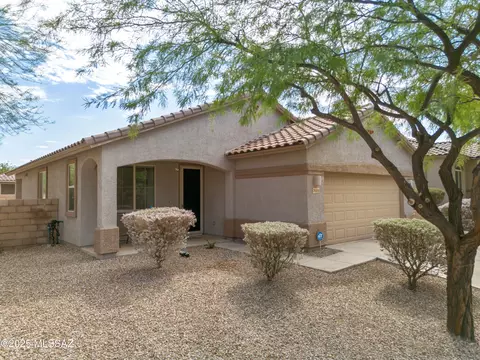 7489 S Mountain Star Dr, Tucson, AZ 85757