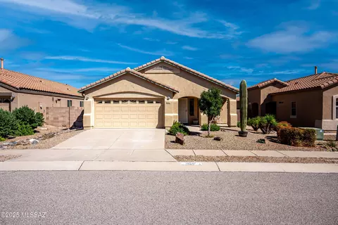 10547 E Carolina Willow Ln, Tucson, AZ 85747