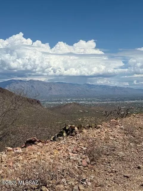 6321 W Trails End Rd, Tucson, AZ 85745