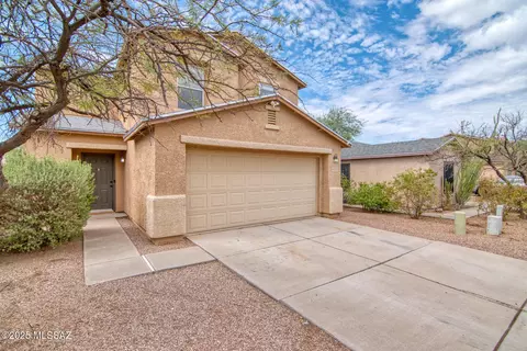 Exterior - 6202 E Stonechat Dr, Tucson, AZ 85756 photo 2 of 6
