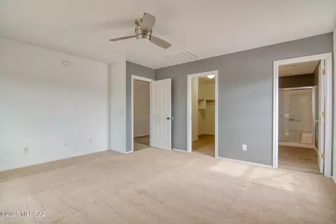 Bedroom - 6202 E Stonechat Dr, Tucson, AZ 85756 photo 2 of 9