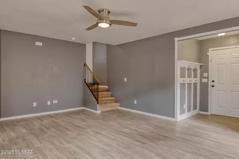 Living - 6202 E Stonechat Dr, Tucson, AZ 85756 photo 3 of 3