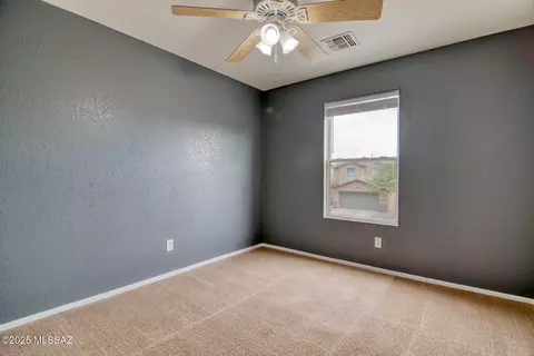 Bedroom - 6202 E Stonechat Dr, Tucson, AZ 85756 photo 7 of 9