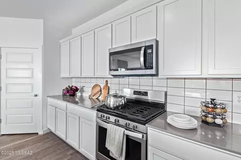 943 S Grantham Ave, Vail, AZ 85641 photo 8