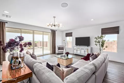 943 S Grantham Ave, Vail, AZ 85641 photo 2