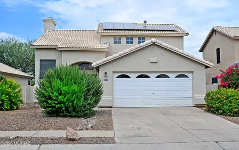 6974 W Amarante Dr, Tucson, AZ 85743