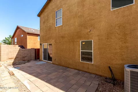 Exterior - 8043 E Judicial St, Tucson, AZ 85730 photo 4 of 5