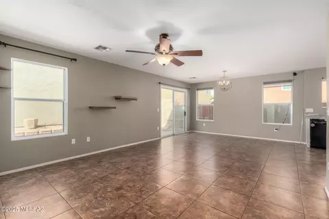 Living - 8043 E Judicial St, Tucson, AZ 85730 photo 2 of 4