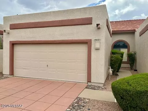 8685 N Johnny Miller Dr, Tucson, AZ 85742