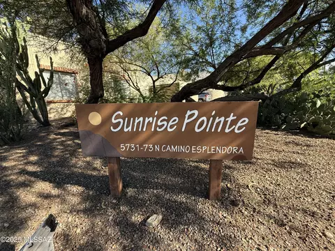 5763 N Camino Esplendora, Tucson, AZ 85718