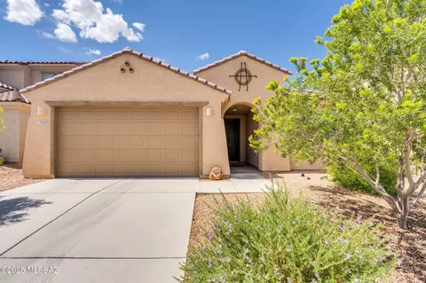 7854 S Land Grant Dr, Tucson, AZ 85747