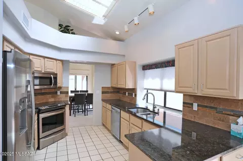 4679 E Chaco Pl, Tucson, AZ 85718 photo 5