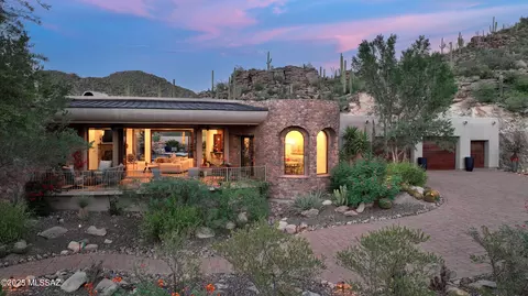Exterior - 13971 N Jims Deadend Pl, Marana, AZ 85658 photo 1 of 8
