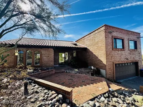 5065 N Placita Diaz, Tucson, AZ 85718