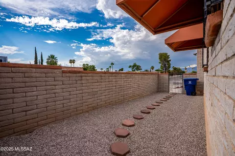 9202 E Roberto St, Tucson, AZ 85710 photo 39