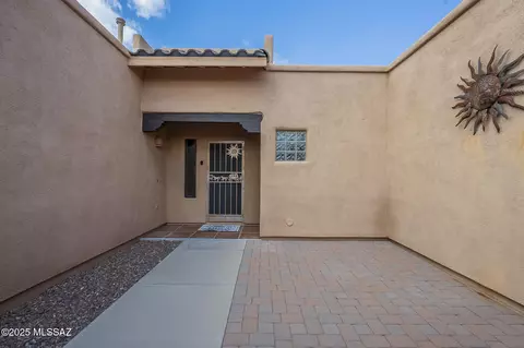 Exterior - 60554 E Broken Bit Pl, Saddlebrooke, AZ 85739 photo 4 of 6