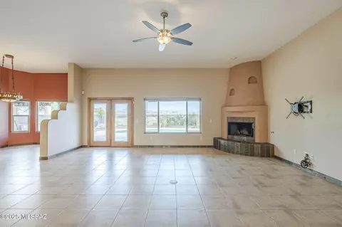 Living - 60554 E Broken Bit Pl, Saddlebrooke, AZ 85739 photo 2 of 7