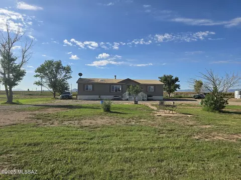 7905 S Kansas Settlement Rd, Willcox, AZ 85643