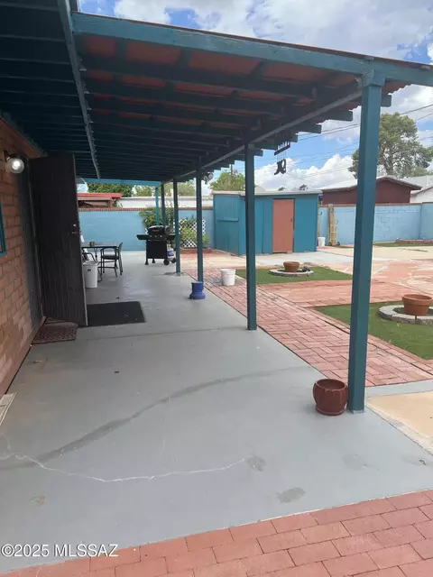 Exterior - 2633 E 19th St, Tucson, AZ 85716 photo 1 of 4