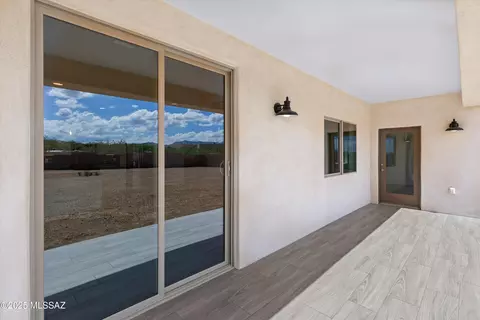 Exterior - 913 N Blue Slate Dr N, Vail, AZ 85641 photo 3 of 5
