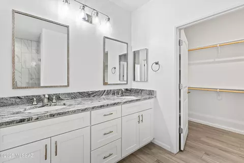 Bath - 913 N Blue Slate Dr N, Vail, AZ 85641 photo 3 of 4