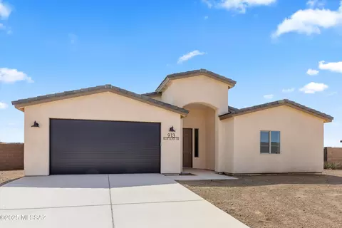 Exterior - 913 N Blue Slate Dr N, Vail, AZ 85641 photo 2 of 5