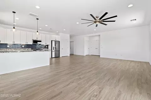 Living - 913 N Blue Slate Dr N, Vail, AZ 85641 photo 5 of 5