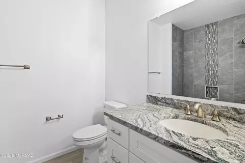 Bath - 913 N Blue Slate Dr N, Vail, AZ 85641 photo 4 of 4