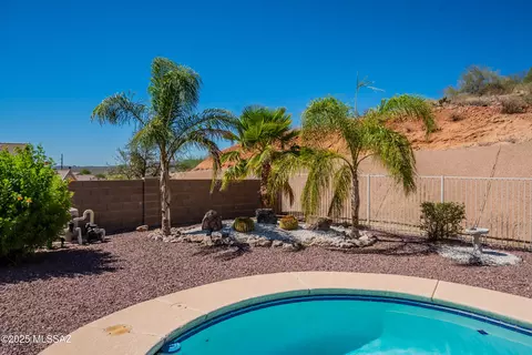 Exterior - 60890 Eagle Heights Dr, Tucson, AZ 85739 photo 4 of 8