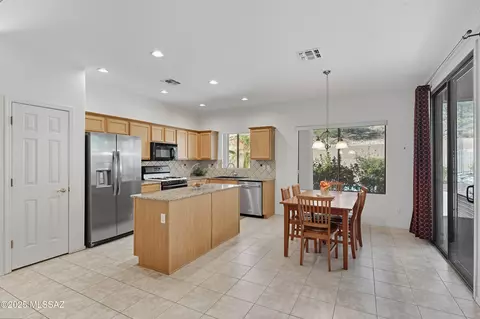 Kitchen - 60890 Eagle Heights Dr, Tucson, AZ 85739 photo 2 of 3