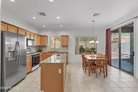 Kitchen - 60890 Eagle Heights Dr, Tucson, AZ 85739 photo 3 of 3