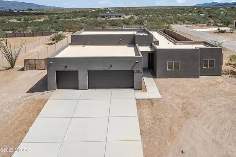 930 N Blue Slate Dr N, Vail, AZ 85641
