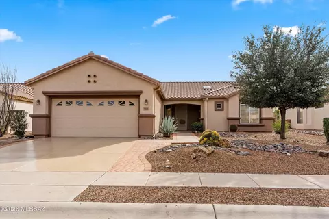 9518 N Twinkling Shadows Way, Tucson, AZ 85743