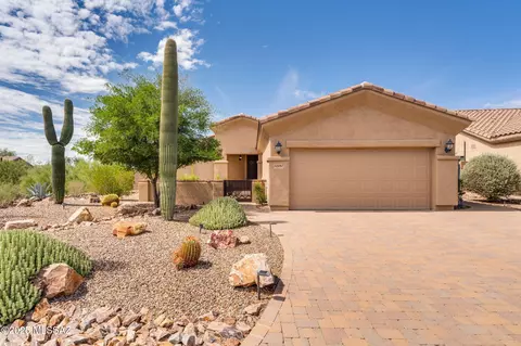 12287 N Golden Mirror Dr, Marana, AZ 85658