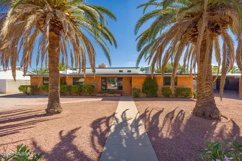 5642 E Spring St, Tucson, AZ 85712