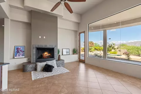 Living - 15244 E Tumbling W Ranch Pl, Vail, AZ 85641 photo 1 of 4