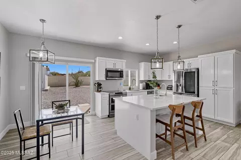 Kitchen - 232 E Jacinto St, Tucson, AZ 85705 photo 1 of 7