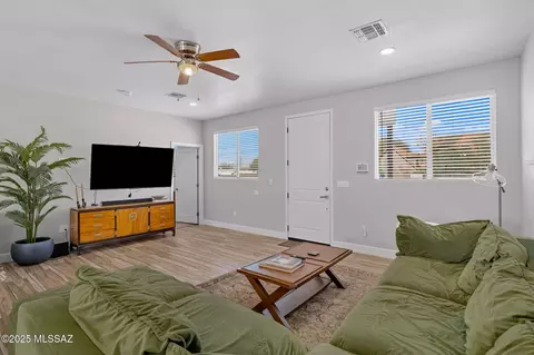 Living - 232 E Jacinto St, Tucson, AZ 85705 photo 2 of 3