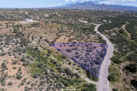 945 Acoma Ln, Rio Rico, AZ 85648