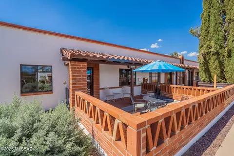 480 S Paseo Lobo #A, Green Valley, AZ 85614