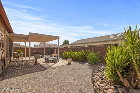 Exterior - 7207 Explorer Blvd, Tucson, AZ 85756 photo 6 of 7