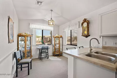 Dining - 7207 Explorer Blvd, Tucson, AZ 85756 photo 1 of 2