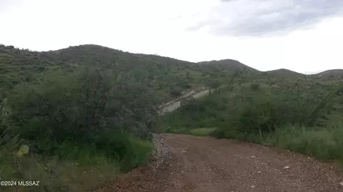 S Goodenough Trail, Vail, AZ 85641 photo 3