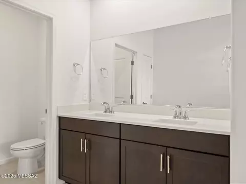 Bath - 12591 E Remi Dr, Vail, AZ 85641 photo 3 of 4