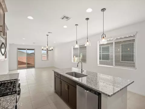 Kitchen - 12591 E Remi Dr, Vail, AZ 85641 photo 2 of 7