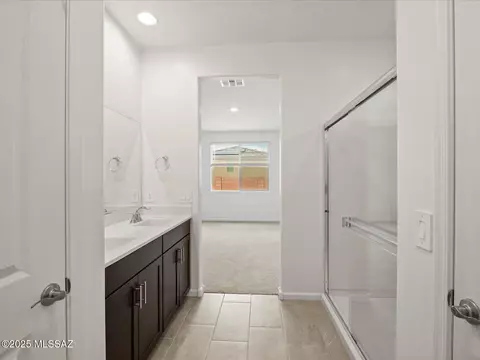 Bath - 12615 E Remi Dr, Vail, AZ 85641 photo 1 of 6
